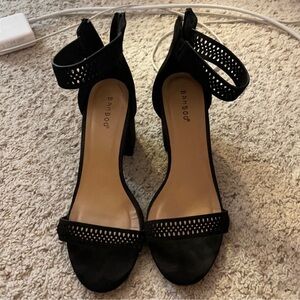 BLACK SUEDE HEELS